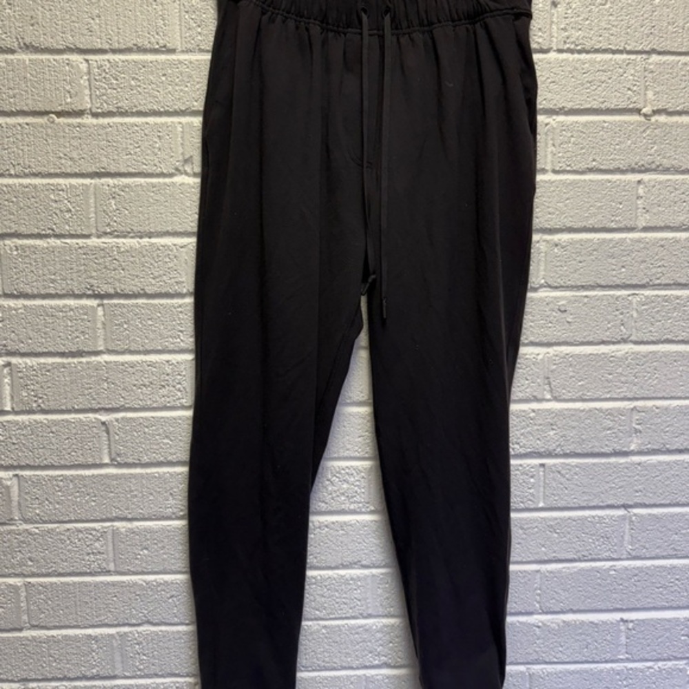 lululemon athletica Men's Black Jogger Pants 34”